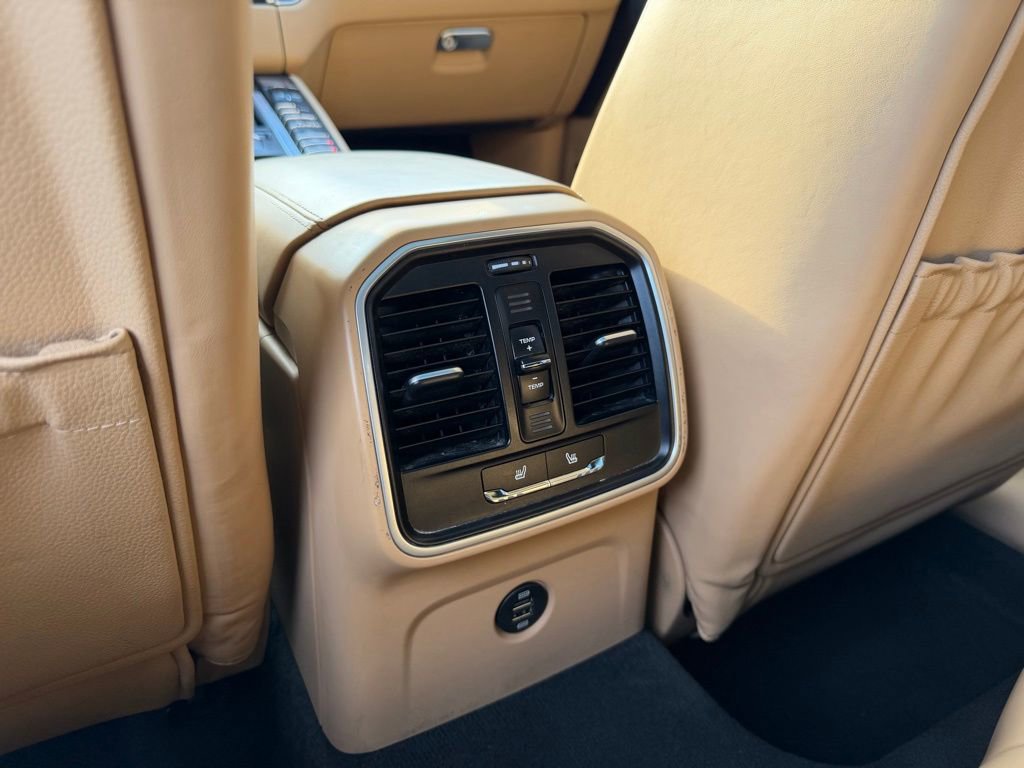 Used 2018 Porsche Macan S w/ Premium Package Plus image 26