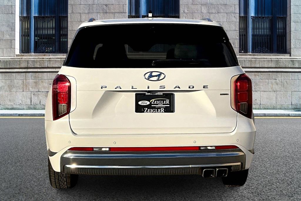 Used 2024 Hyundai Palisade Calligraphy image 4