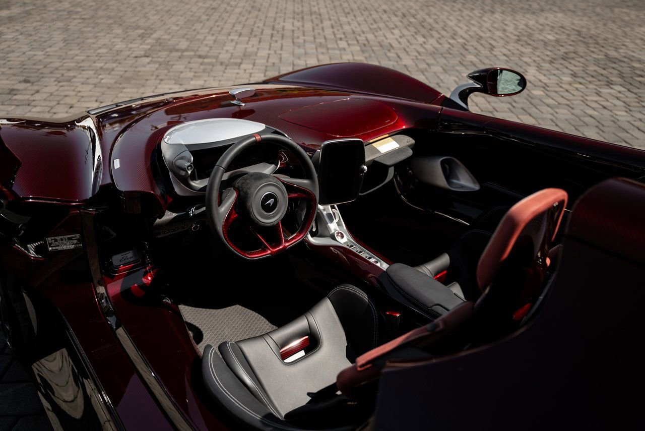 Used 2021 McLaren Elva RWD image 8