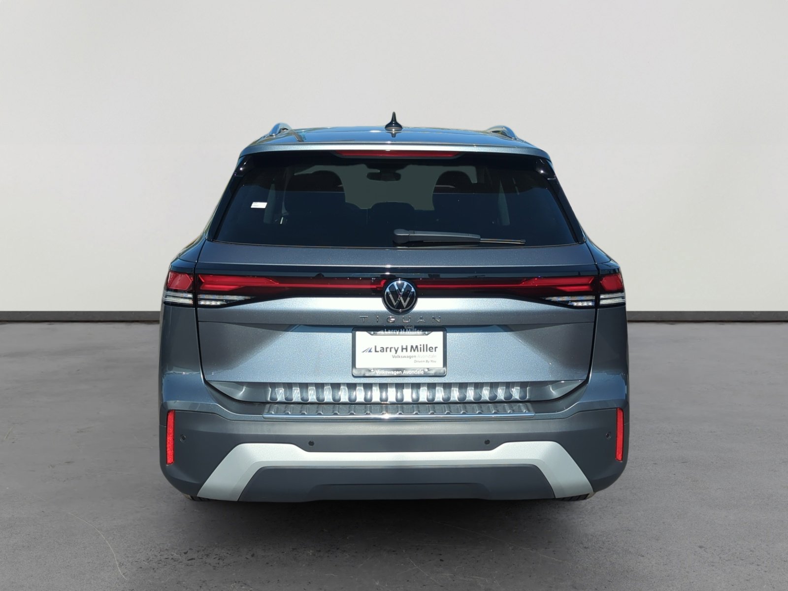 New 2025 Volkswagen Tiguan S image 4