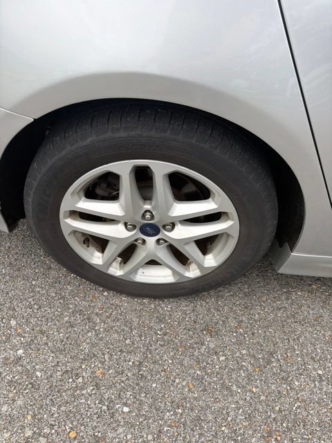 Used 2016 Ford Fusion SE FWD image 22