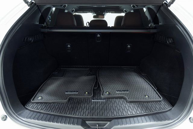 Used 2024 MAZDA CX-5 Carbon Edition image 9
