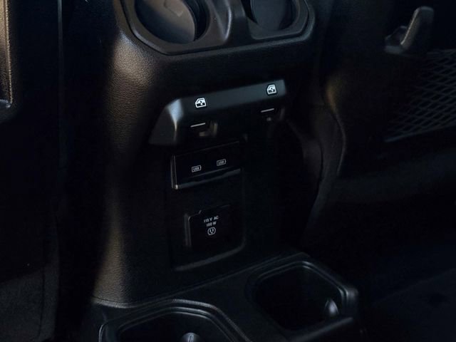 Used 2025 Jeep Wrangler Unlimited Rubicon AWD/4WD image 20