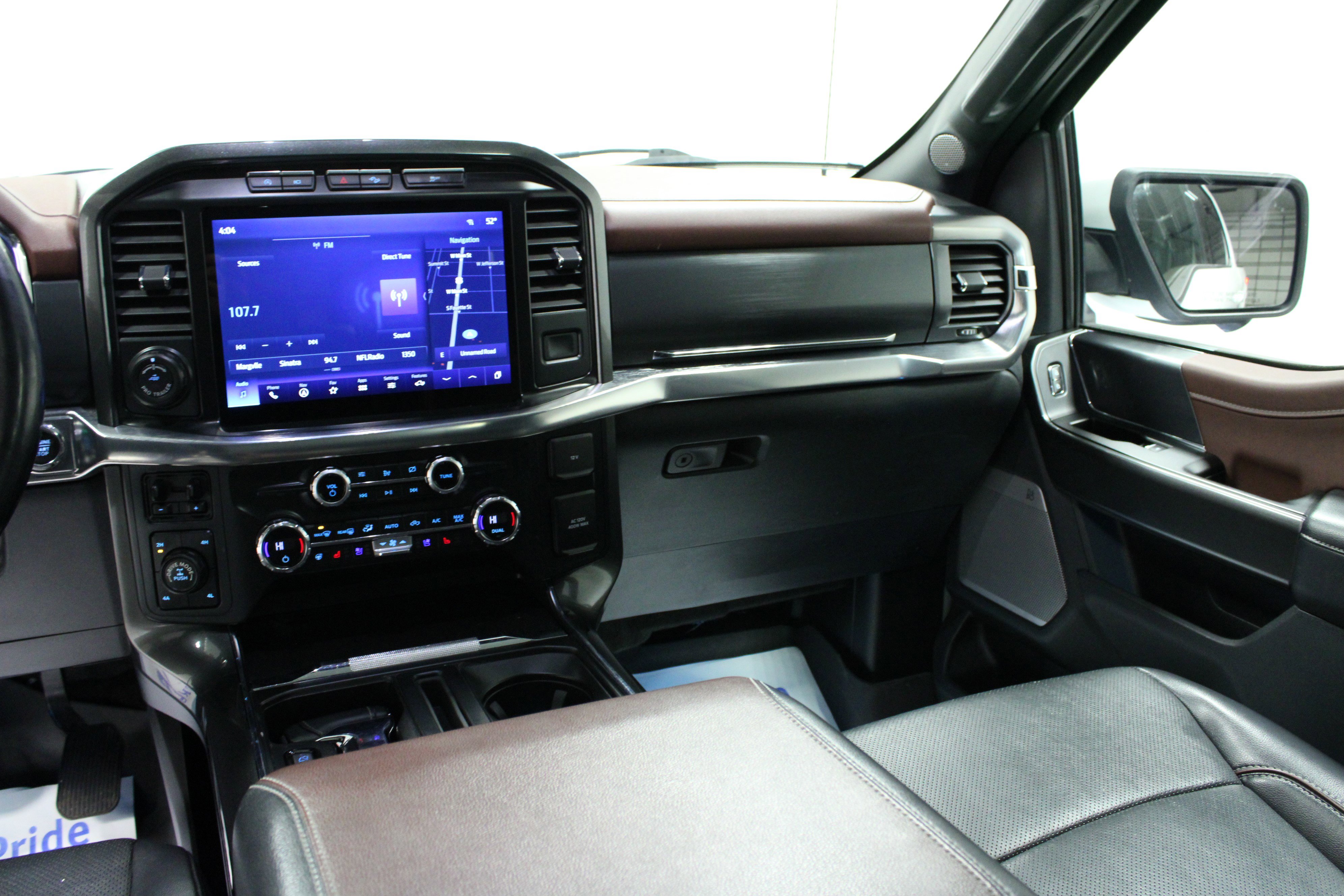 Used 2021 Ford F150 Lariat w/ Equipment Group 502A High image 19