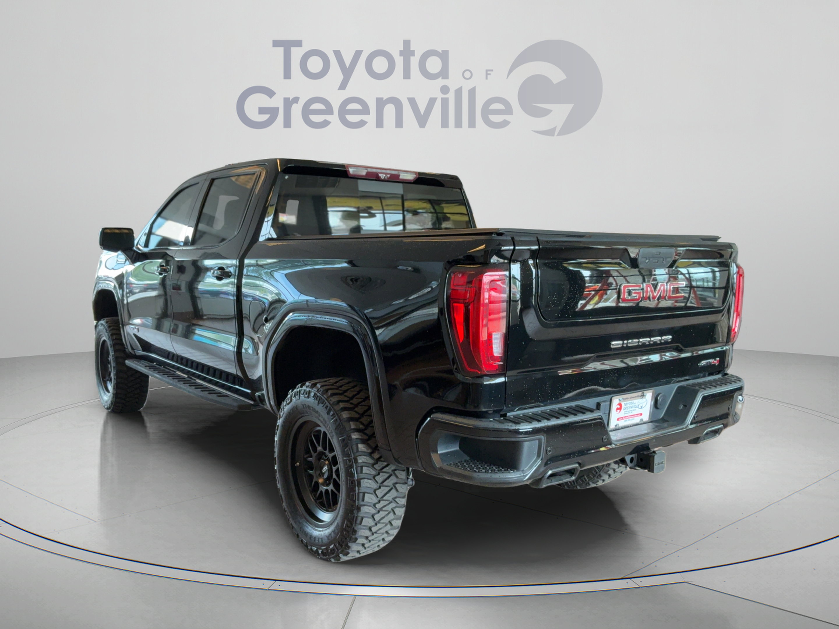 Used 2020 GMC Sierra 1500 AT4 w/ AT4 Premium Package AWD/4WD image 4