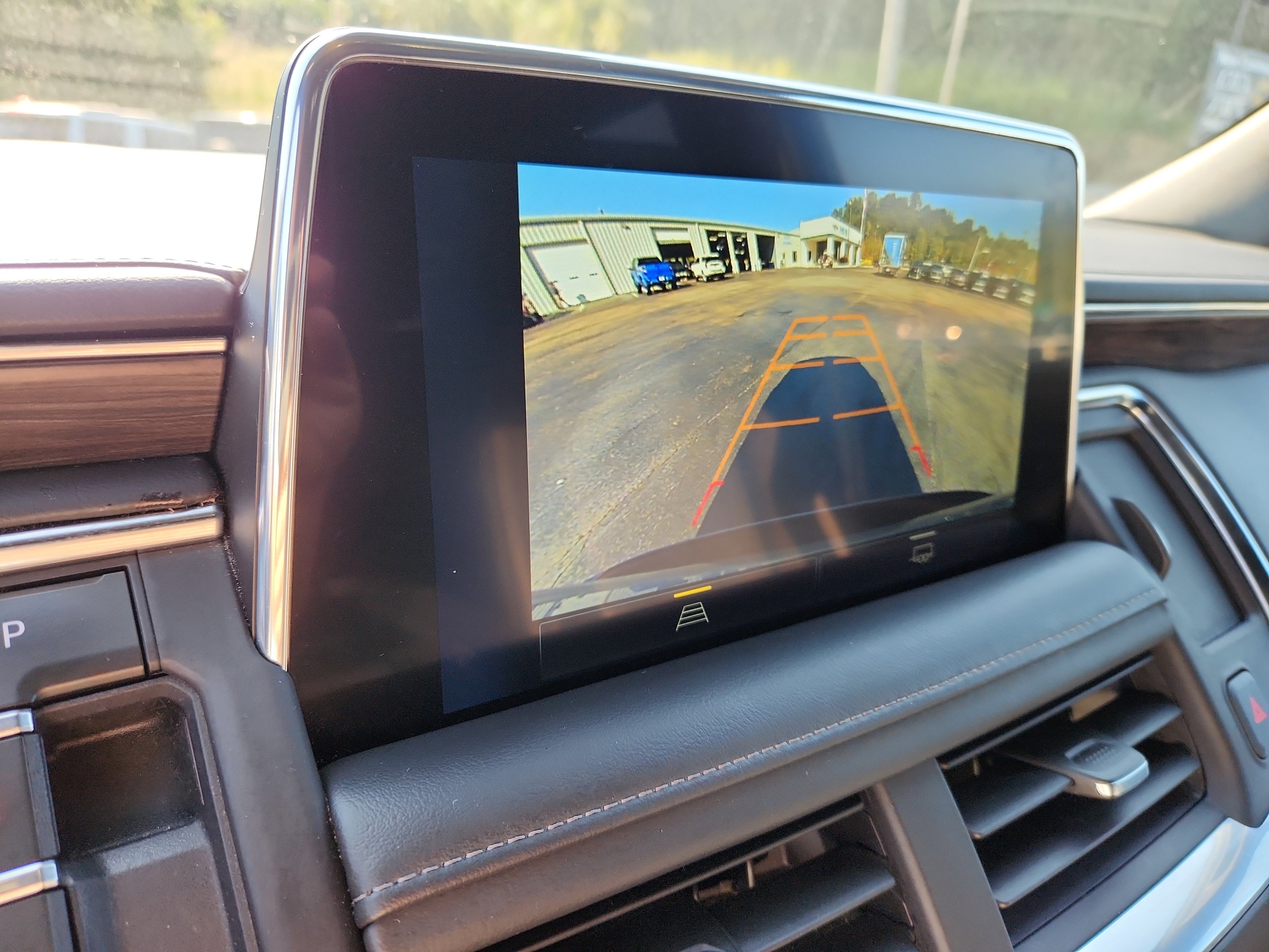 Used 2023 Chevrolet Tahoe LT image 35