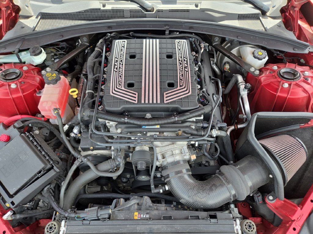 Used 2021 Chevrolet Camaro ZL1 w/ LPO, ZL1 Protection Package RWD image 10