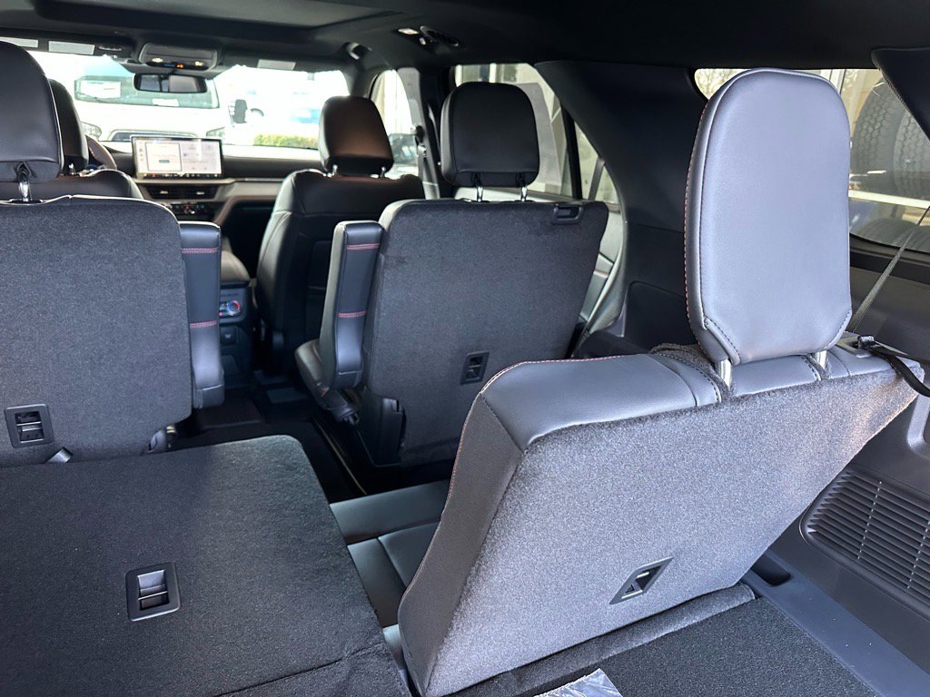 New 2026 Ford Explorer ST w/ Sun And Sound Package image 27