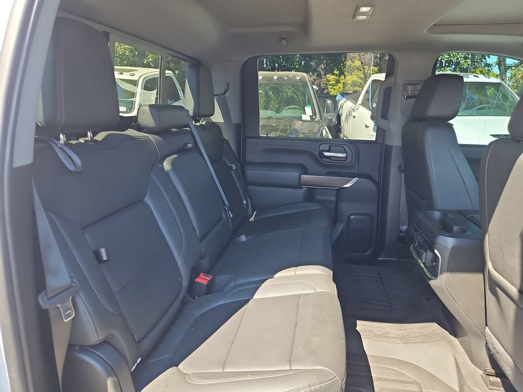 Used 2023 GMC Sierra 3500 SLT w/ SLT Premium Package AWD/4WD image 15