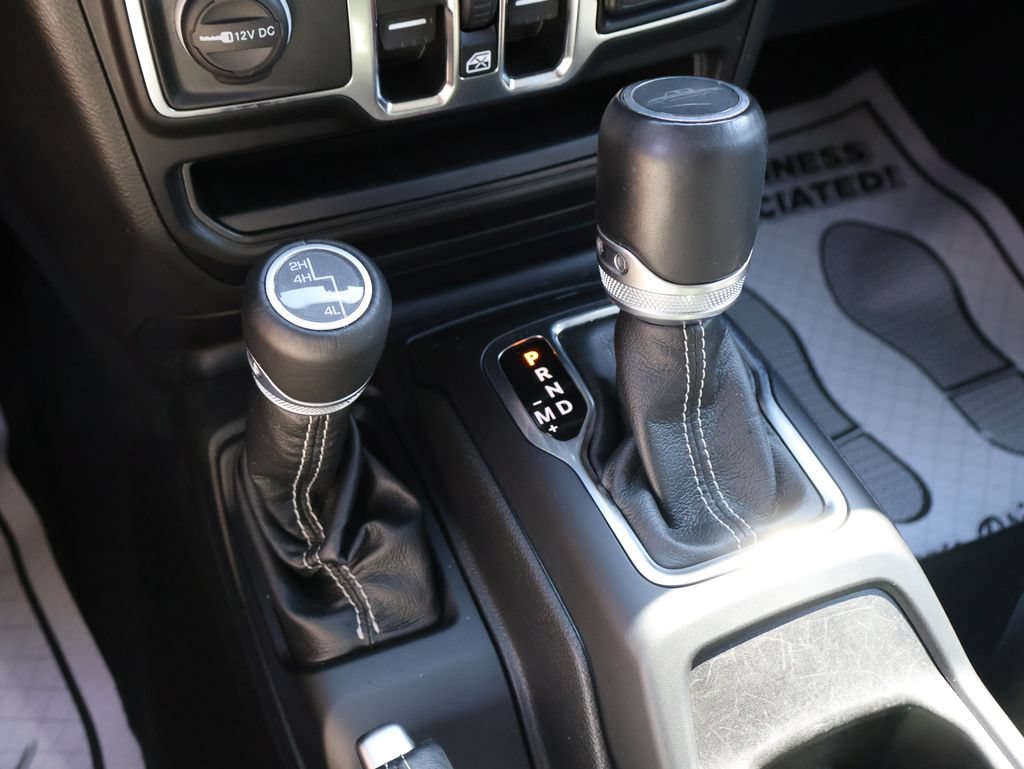 Used 2022 Jeep Gladiator Overland w/ Popular Equipment Package AWD/4WD image 35