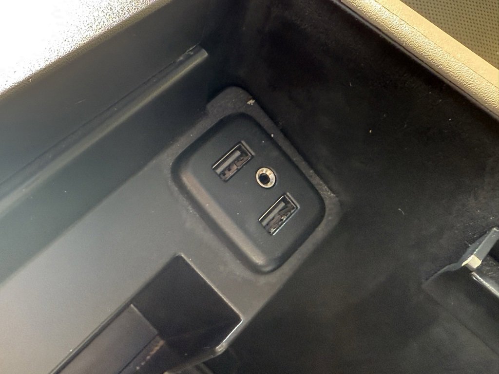 Used 2020 GMC Yukon XL SLT w/ Premium Edition image 34