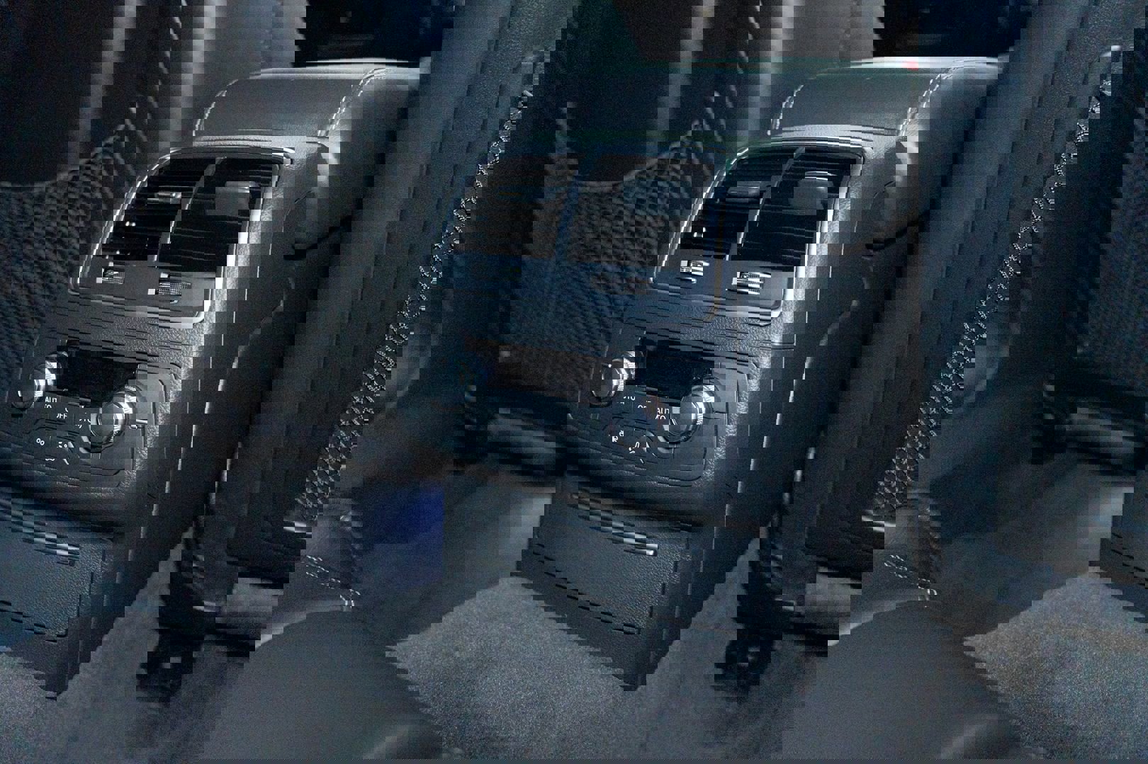 Used 2016 Audi RS 7 Prestige w/ Carbon-Optic Package image 35