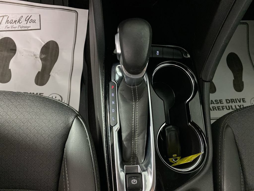 Certified 2023 Buick Encore GX Preferred w/ Cold Weather Comfort Package AWD/4WD image 19