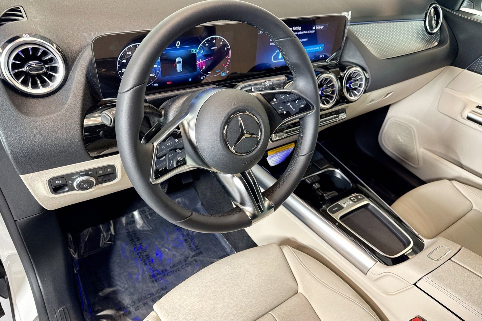 New 2025 Mercedes-Benz GLA 250 image 9