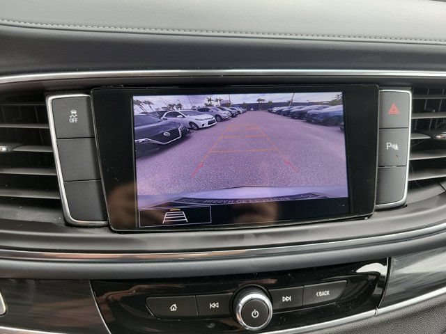 Used 2020 Buick Enclave Essence w/ Sound and Sites Package FWD image 31