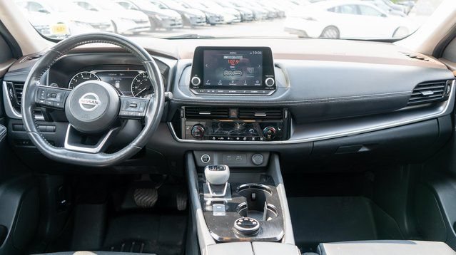 Used 2021 Nissan Rogue SV w/ Premium Package AWD/4WD image 16