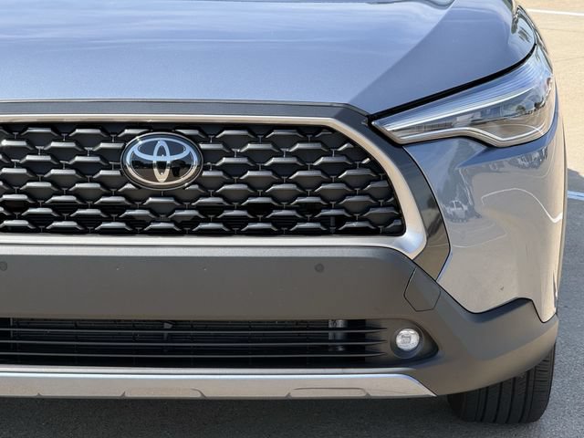 Certified 2025 Toyota Corolla Cross XLE w/ Convenience Package AWD/4WD image 9