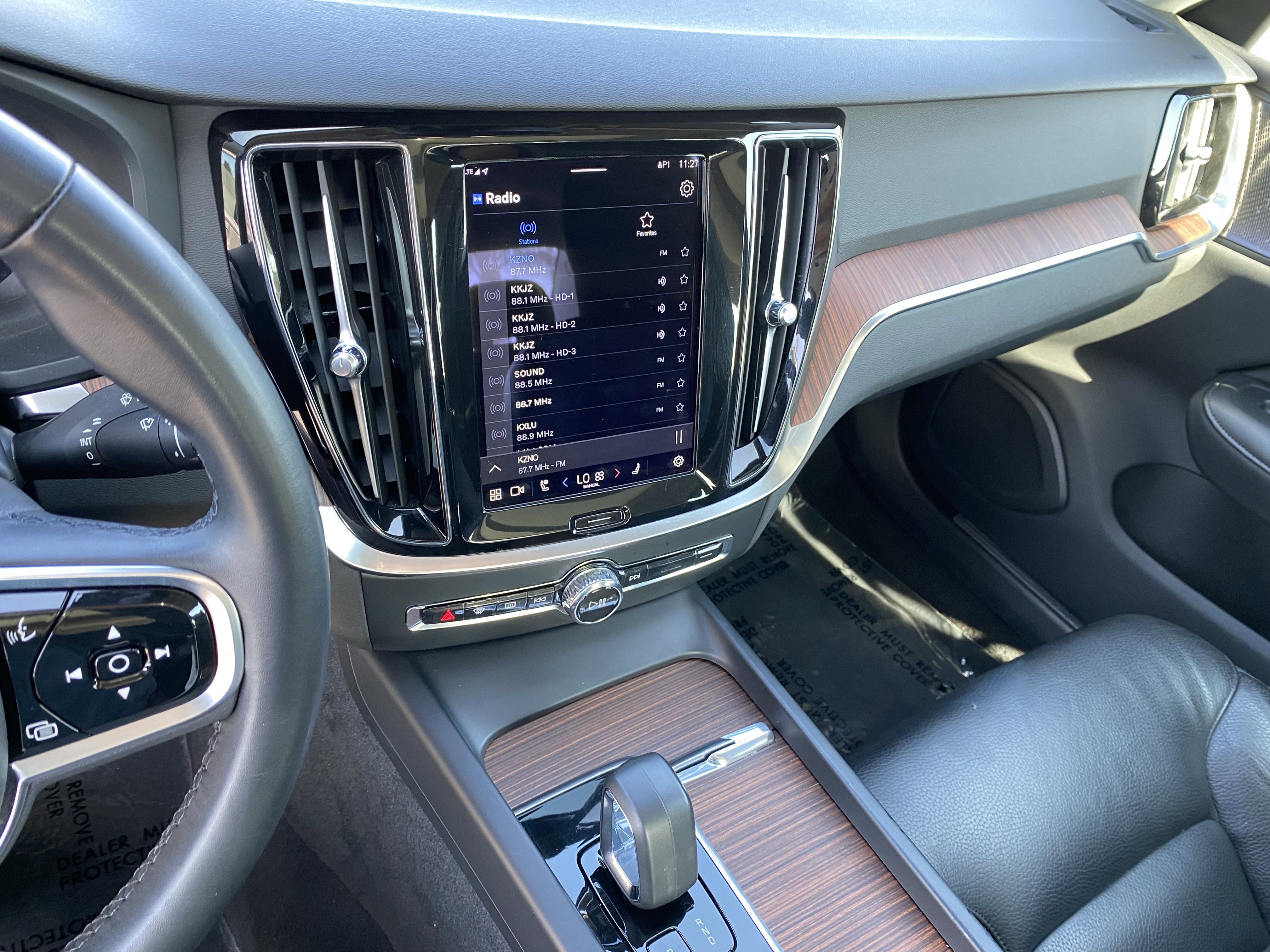 Used 2024 Volvo S60 B5 Plus image 18