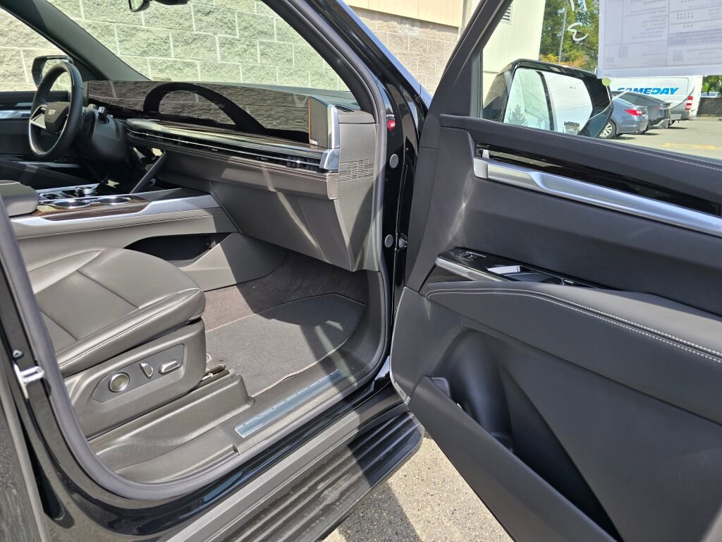 New 2026 Cadillac Escalade 4WD image 20