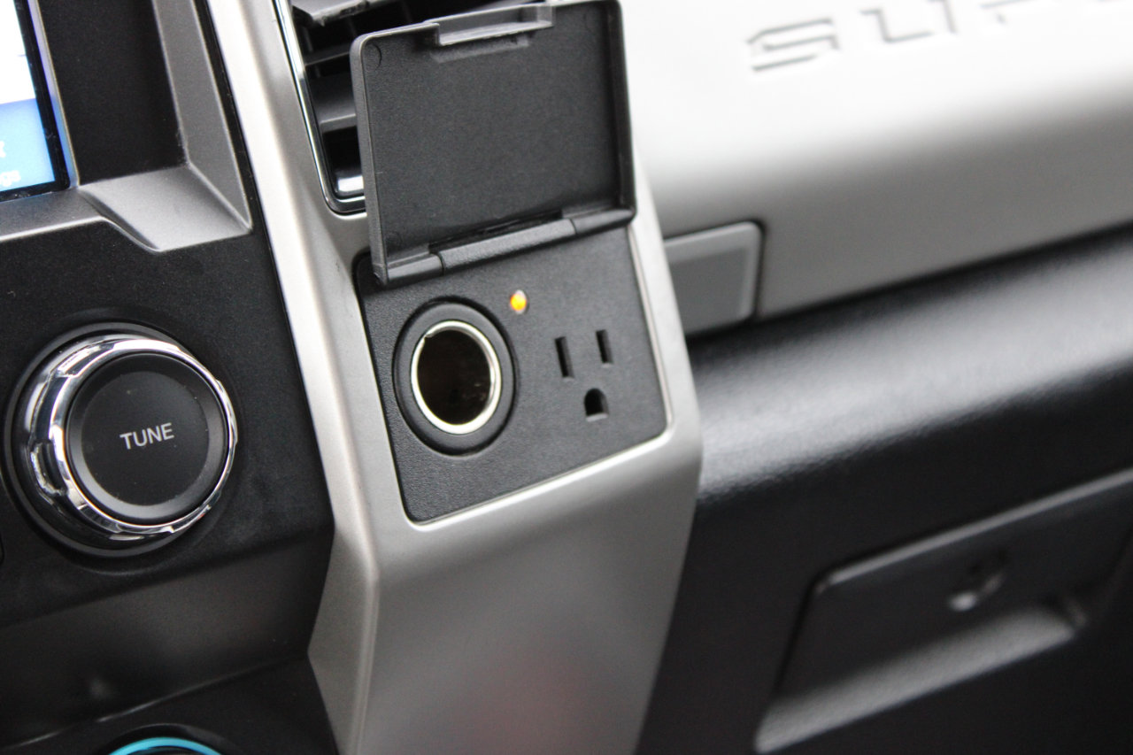 Used 2019 Ford F250 Lariat w/ Chrome Package image 28