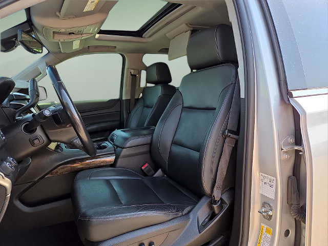 Used 2020 Chevrolet Suburban LT AWD/4WD image 18