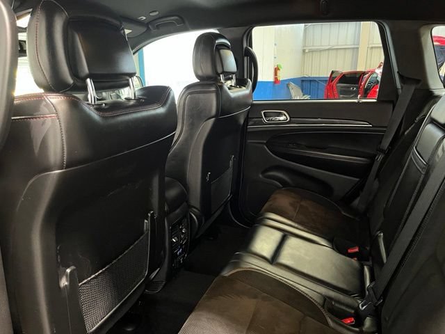 Used 2018 Jeep Grand Cherokee Trailhawk AWD/4WD image 17