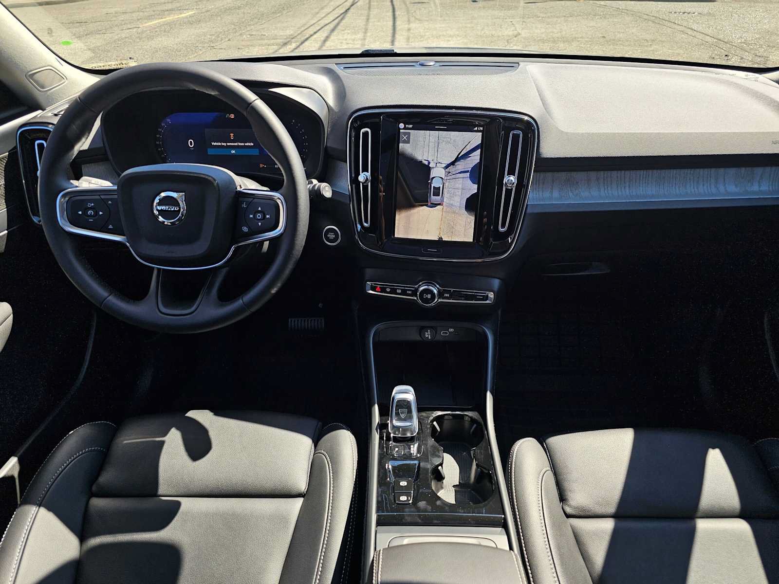New 2026 Volvo XC40 B5 Ultra w/ Protection Package Premier AWD/4WD image 19