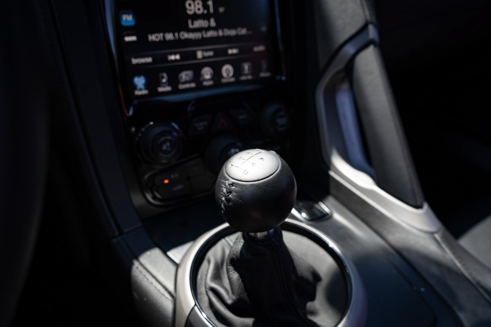 Used 2014 SRT Viper SRT-10 w/ Advanced Aerodynamics Package RWD image 48