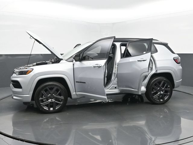 New 2025 Jeep Compass Limited w/ Driver Assist Group I AWD/4WD image 55