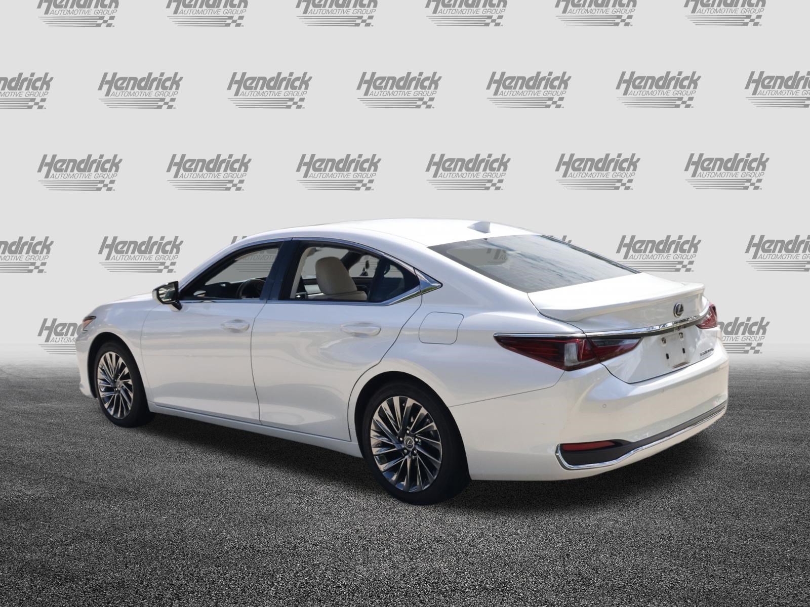 Certified 2024 Lexus ES 300h Ultra Luxury w/ Accessory Package (Z2) FWD image 7