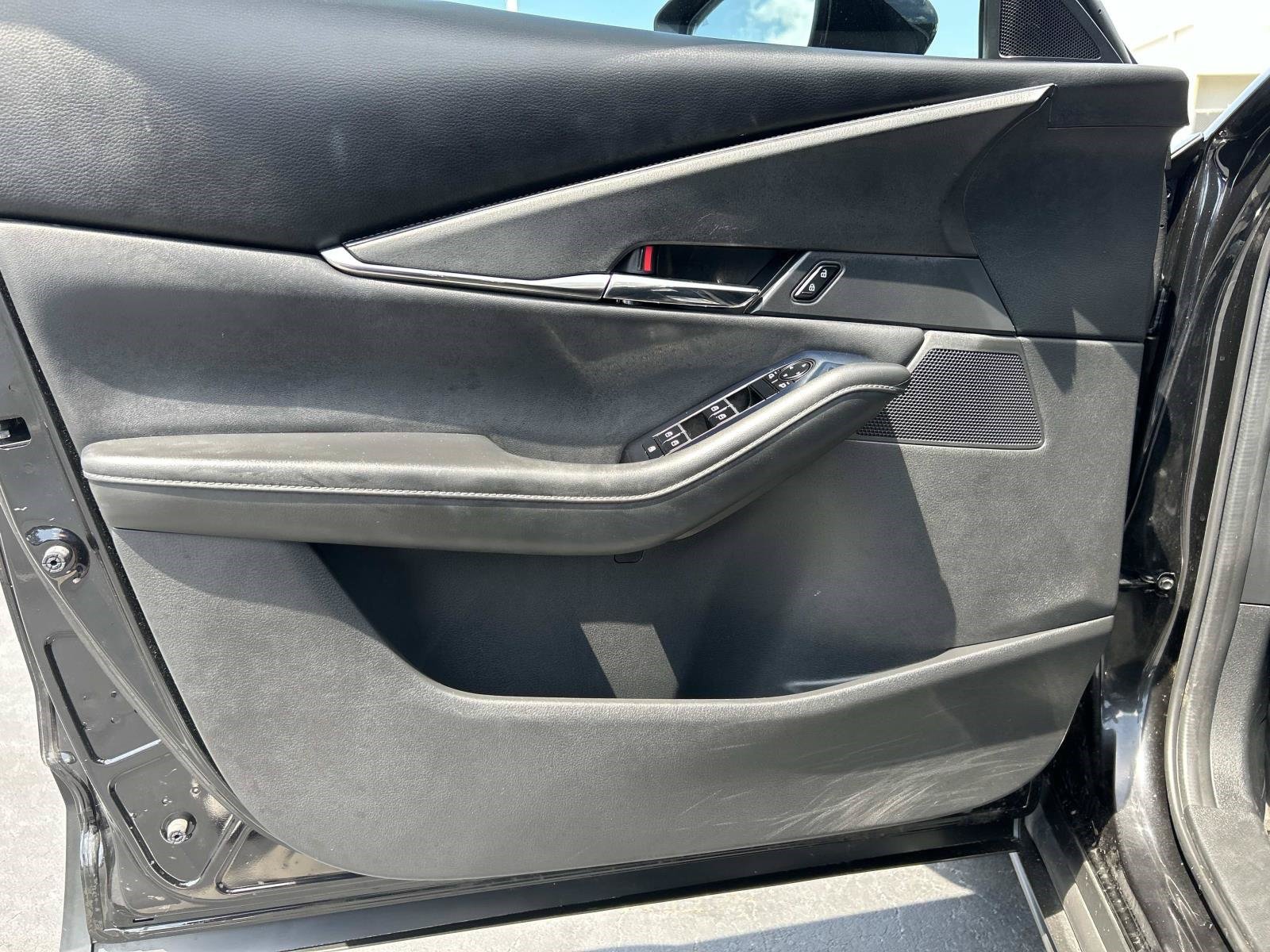 Used 2021 MAZDA CX-30 AWD 2.5 Turbo S image 16