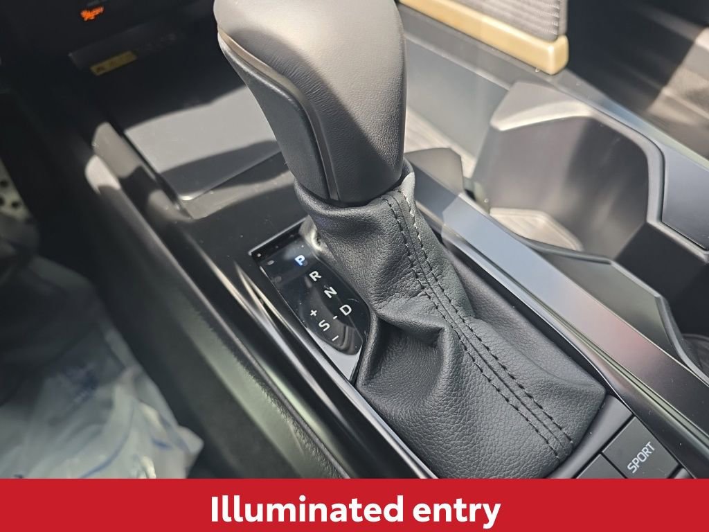 Used 2026 Toyota Camry SE image 28