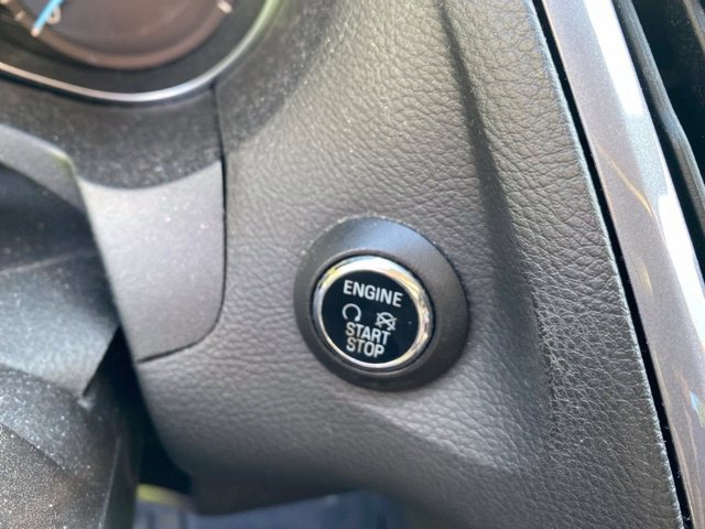 Used 2014 Ford Focus Titanium FWD image 25
