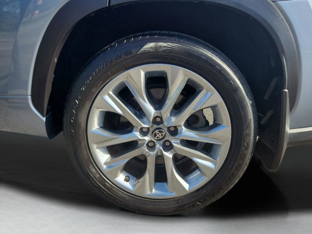 Used 2022 Toyota Highlander Limited image 30