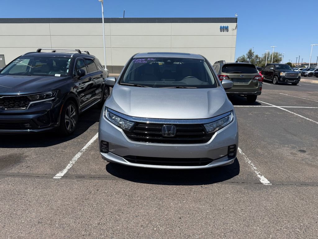 Certified 2024 Honda Odyssey EX-L image 2