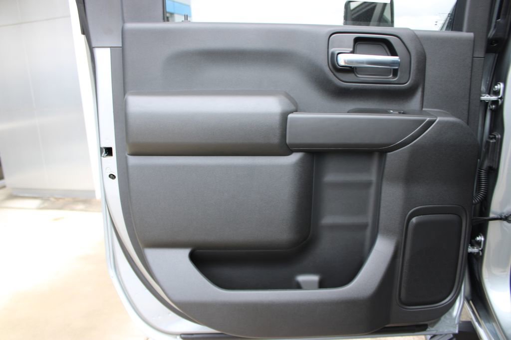New 2026 Chevrolet Silverado 2500 Custom w/ Custom Convenience Package image 30