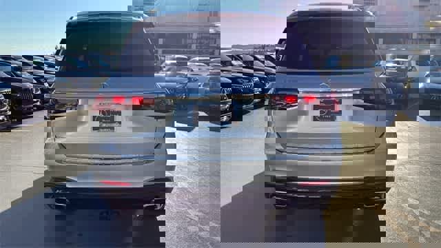 Certified 2025 Mercedes-Benz GLS 450 4MATIC image 8