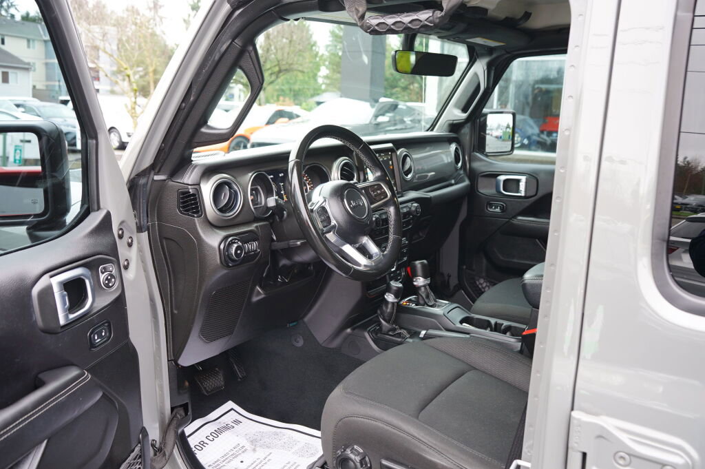 Used 2021 Jeep Wrangler Unlimited Sahara image 10