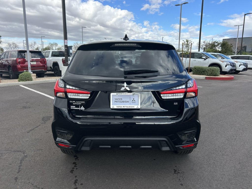 New 2027 Mitsubishi Outlander Sport SE FWD image 5