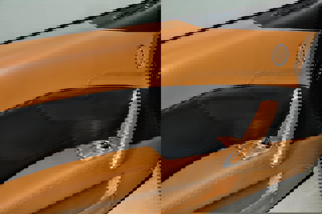 Used 2012 Ferrari FF image 18