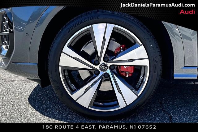 New 2025 Audi SQ5 Premium Plus image 11