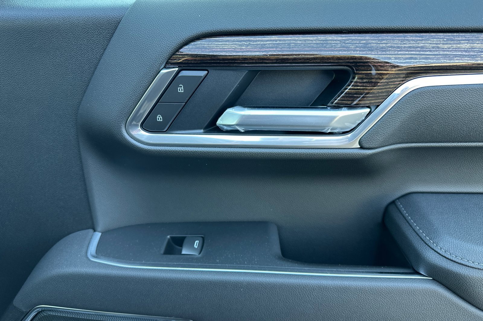 New 2025 GMC Sierra 1500 Elevation w/ Preferred Package image 18