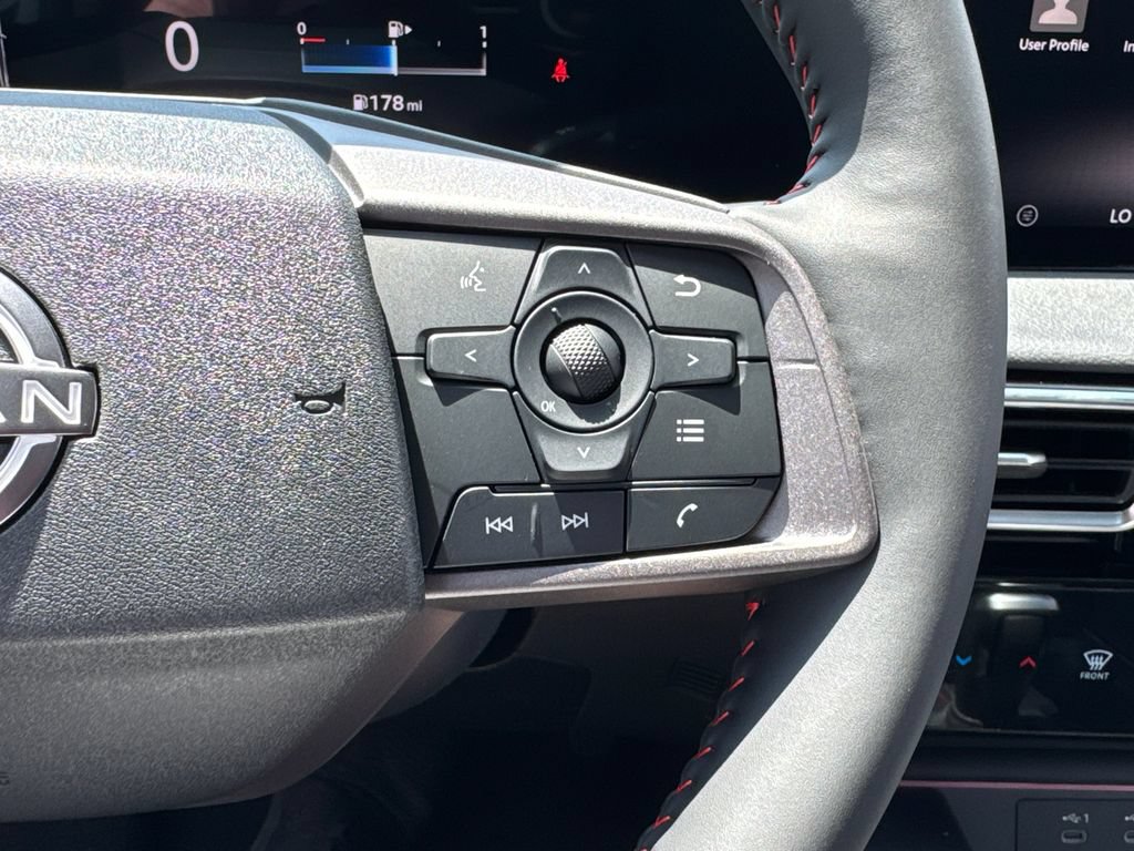 New 2026 Nissan Sentra SR w/ SR Premium Package FWD image 24