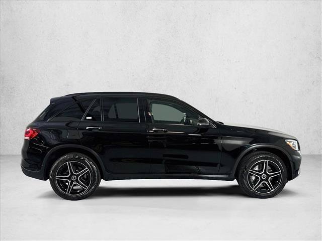 Used 2022 Mercedes-Benz GLC 300 4MATIC image 4