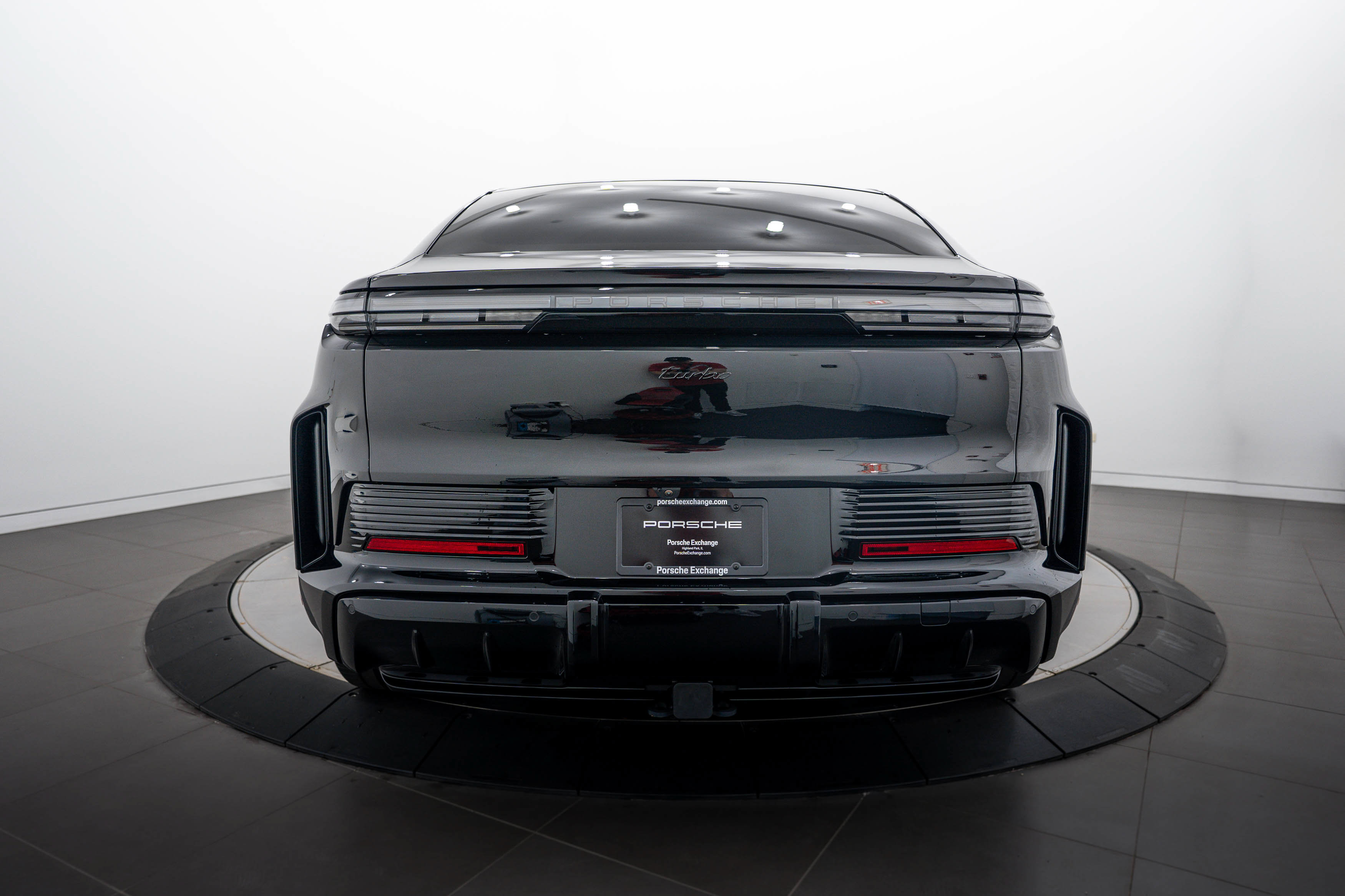 New 2026 Porsche Cayenne Turbo AWD/4WD image 6
