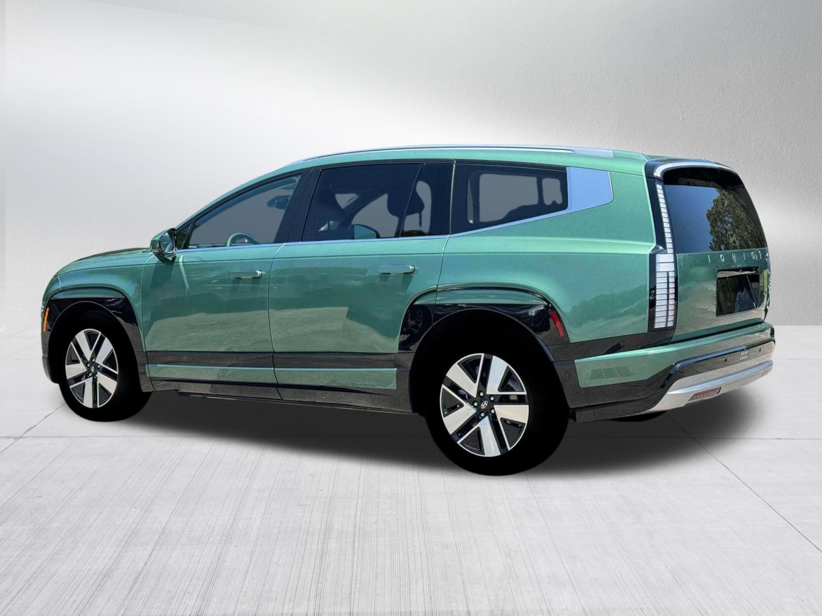 New 2026 Hyundai Ioniq 9 SEL image 4