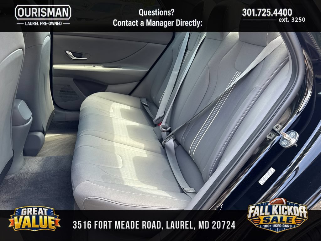 Used 2023 Hyundai Elantra SEL FWD image 19