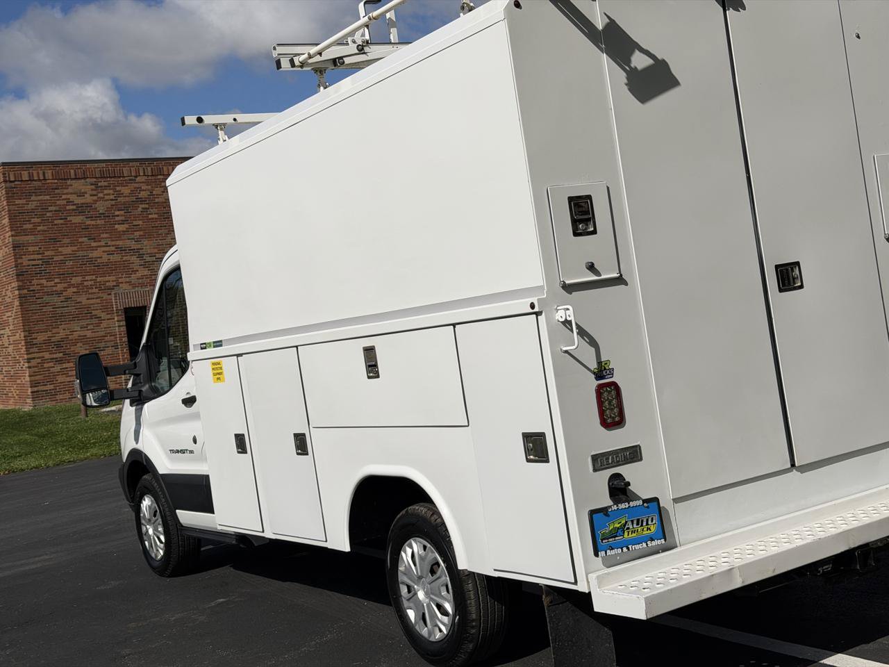 Used 2019 Ford Transit 350 138 RWD image 33