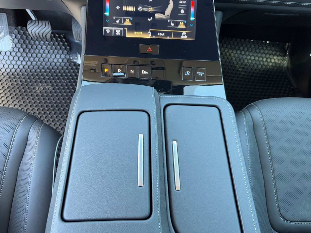 Certified 2025 INFINITI QX80 Luxe image 28