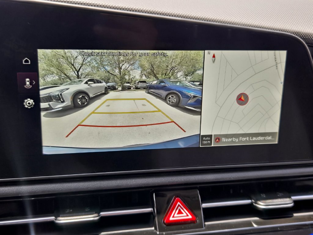 New 2026 Kia Niro EX FWD image 12